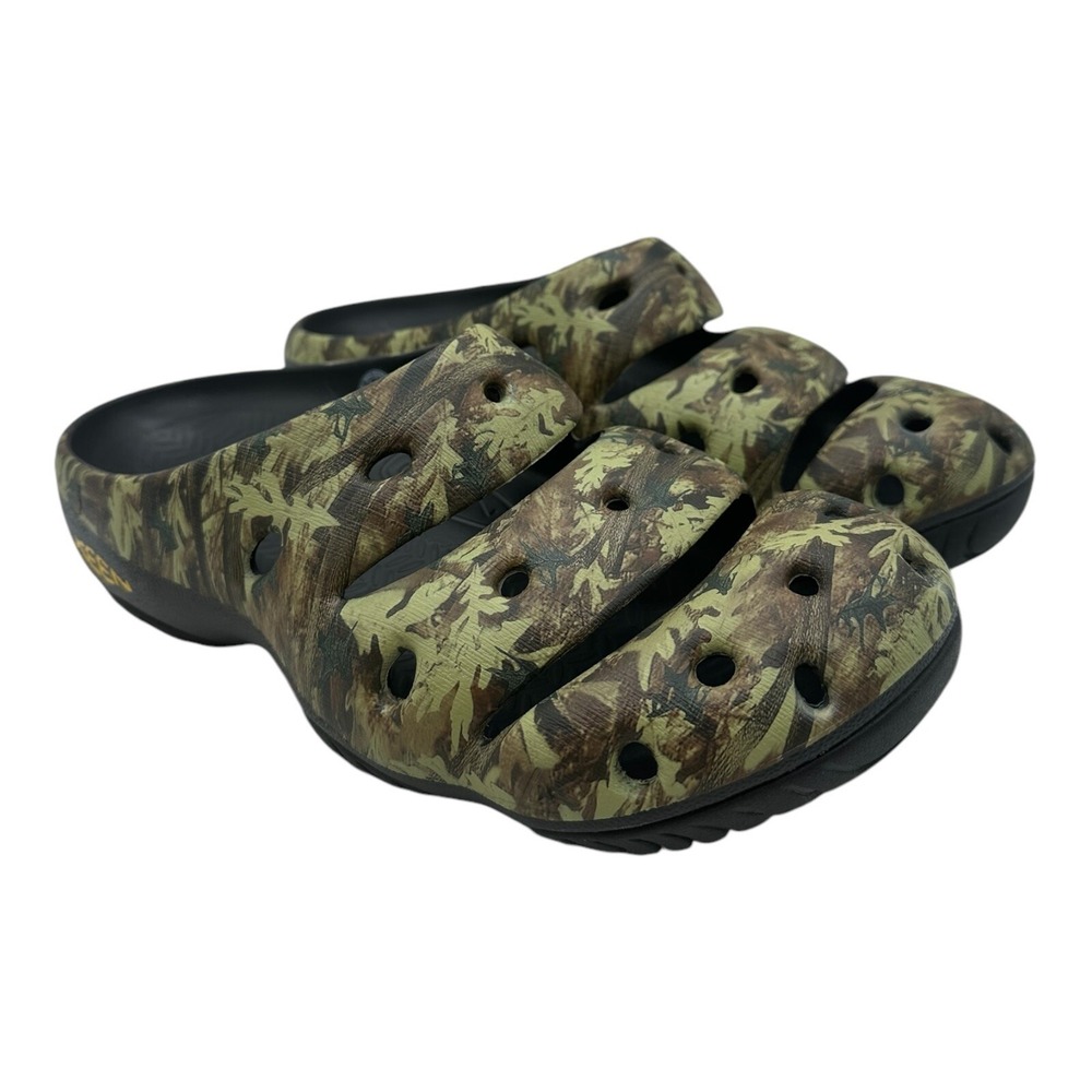 Keen Yogui Arts Clogs Men's Size 11 Green Camo Rubber Slip On Shoes Sandals